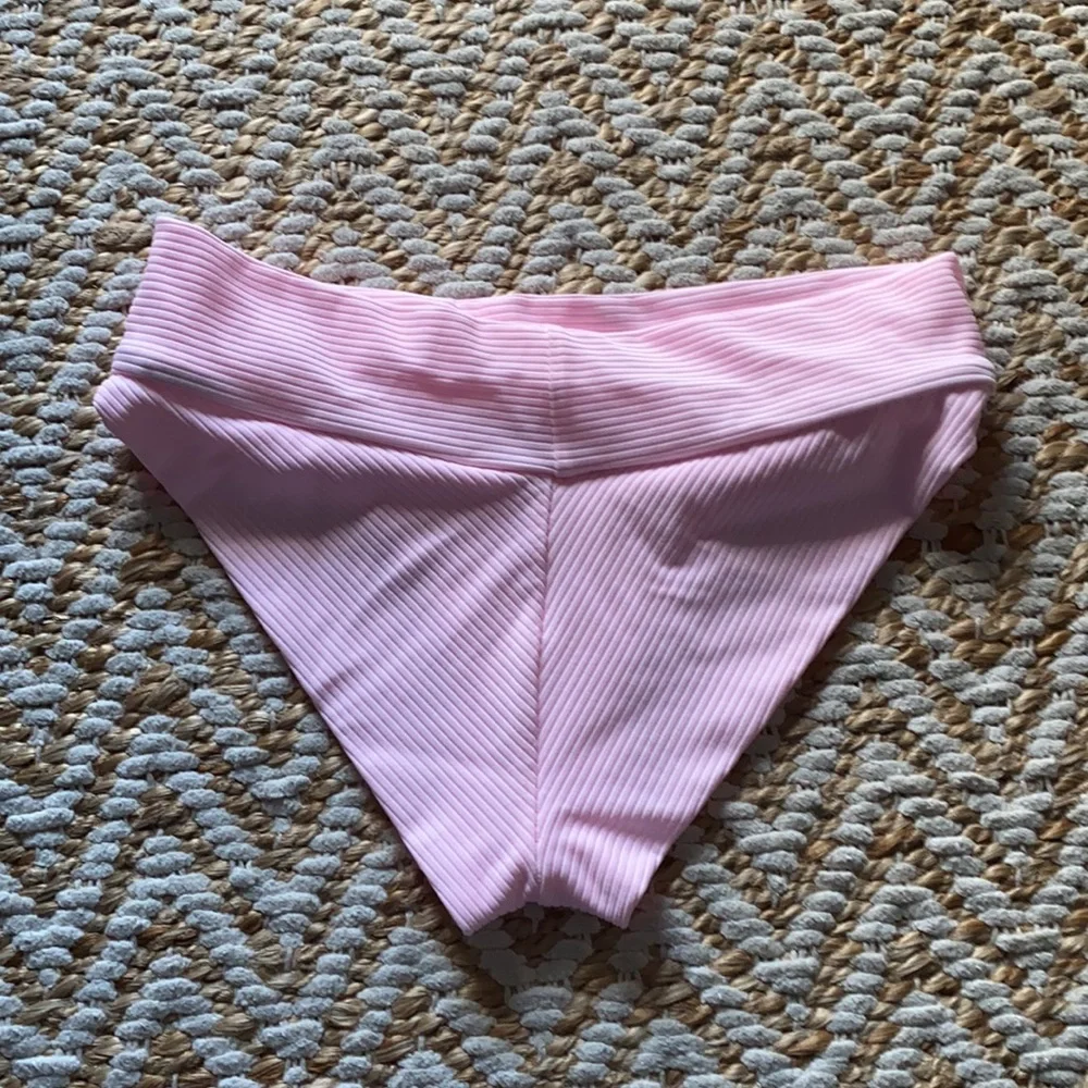 Frankies Bikinis Gavin Bottoms! - Picture 2 of 5